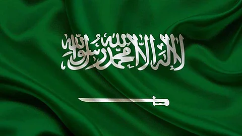 أخبار السعودية اليوم.. الجوازات تحدد خيارين لأصحاب تأشيرة الخروج النهائي ومنع التجول بمكة والمدينة على مدى 24 ساعة