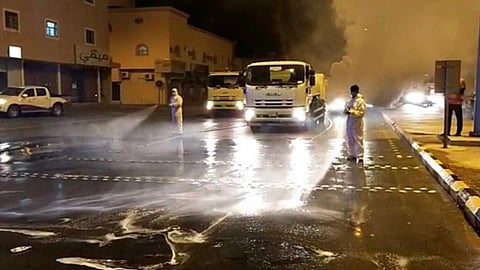 بالصور.. «بلدية الدلم» تنفذ 190 جولة رقابية ضمن إجراءات الوقاية من كورونا