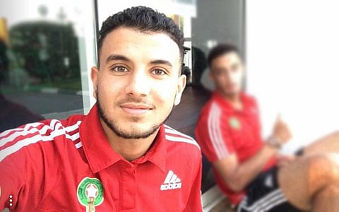 تدريبات العزل تتسبَّب في إصابة لاعب بمنزله