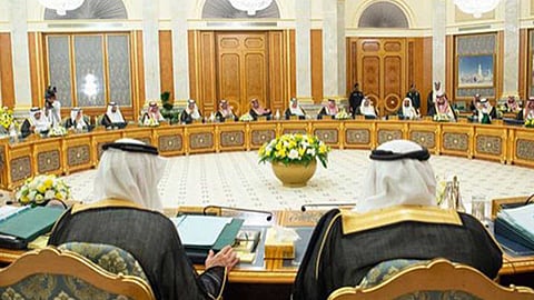 مجلس الوزراء يؤكد أهمية اجتماع "أوبك+".. ويثمن إجراءات مكافحة كورونا