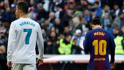 فيدرر يتحدى رونالدو.. وميسي ينضم إلى «كارلوس لاتري»