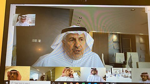 بالصور.. 6 عقود سعودية لتوفير احتياجات ضرورية لليمن وفلسطين في مواجهة كورونا