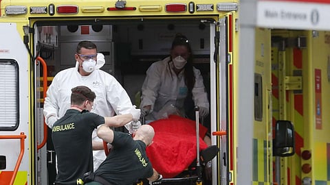 بريطانيا تتجاوز إيطاليا بتسجيل 980 وفاة بكورونا فى يوم واحد