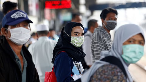 بسبب كورونا.. إندونيسيا تمنع السفر الجماعي قبل احتفالات عيد الفطر