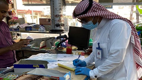 «أمانة الباحة» تنفّذ أكثر من 380 جولة رقابية وتفتيشية