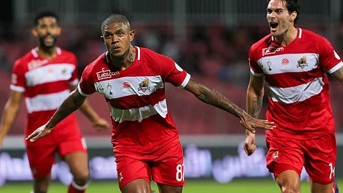 صراع بين الأهلي والهلال على نجم الوحدة