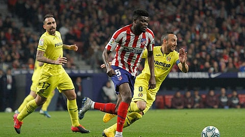 وزير الصحة يعيد محاولات استئناف الدوري الإسباني للوراء