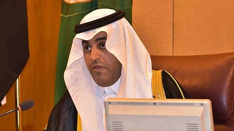 البرلمان العربي يطالب تركيا بالالتزام بقرار حظر توريد أسلحة إلى ليبيا