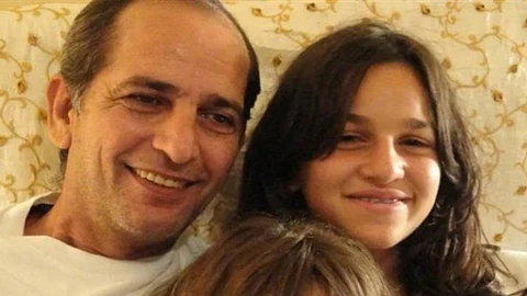 فيديو بعد تحولها جنسيًّا.. الفنان هشام سليم: «ابنتي نورا أصبحت ابني نور»