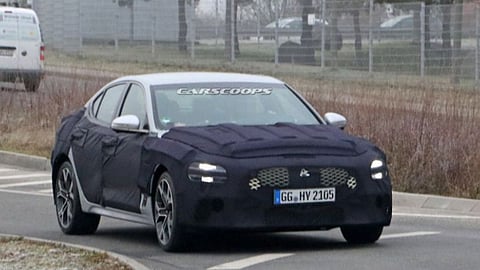 جينيسيس G70 2021 تظهر لأول مرة بتصميم مستوحى من G80 الجديدة