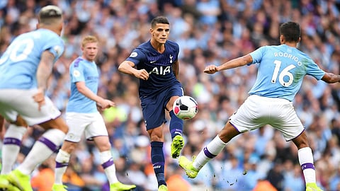أطباء الملاعب يعترضون على استكمال الدوري الإنجليزي