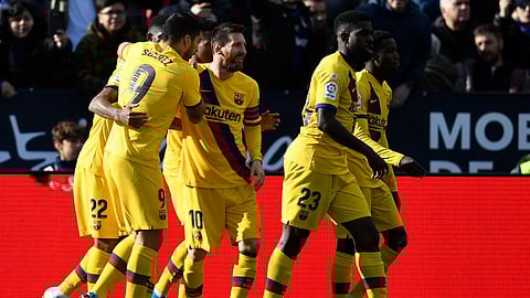 الاتحاد الإسباني يقترب من تطبيق قاعدة «التبديلات الخمسة»