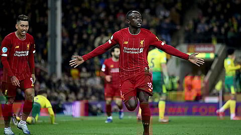 عقد مدى الحياة.. خطة ليفربول للحفاظ على «ماني» من «زيدان»