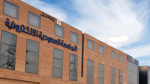 «عن بُعد».. الجامعات تنجح في إجراء 2.2 مليون اختبار لأكثر من 1.6 مليون طالب وطالبة