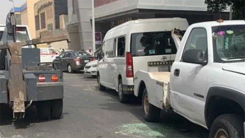 انقلاب حافلة ركاب وإصابة 8 أشخاص في جدة