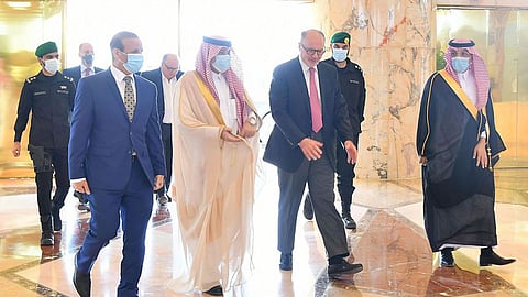 نائب رئيس مجلس الوزراء العراقي يغادر مطار الرياض