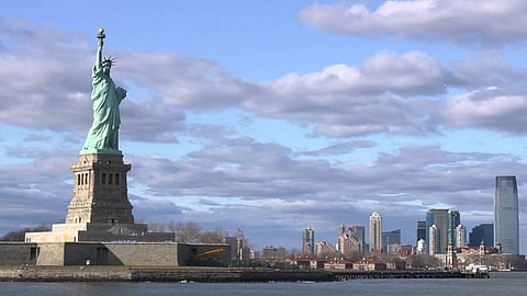 مستشار بالبيت الأبيض يعترف: معدلات البطالة ستظل مرتفعة في 2020