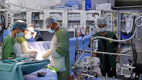 بالصور.. 211 مشروعًا صحيًّا ينفذها مركز الملك سلمان للإغاثة في اليمن