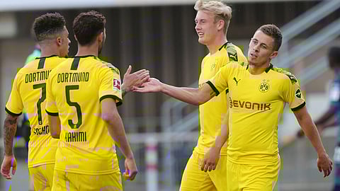 دورتموند يكتسح بادربورن بسداسية في مباراة الدقائق الأخيرة