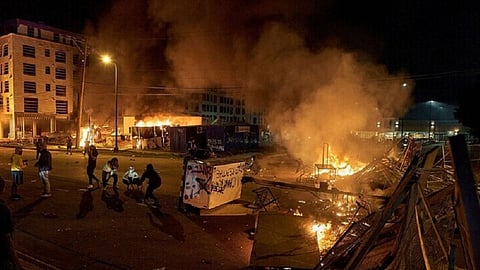 ترامب في «الغرفة الآمنة».. وحصيلة احتجاجات جورج فلويد 4 آلاف معتقل