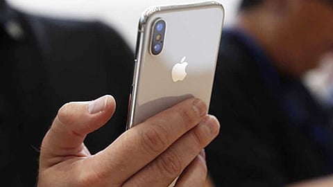 «آبل» تلجأ لحيلة ذكية بعد سرقة هواتفها في أمريكا