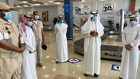 بالصور.. صحة الطائف تهيِّئ مراكز لمعالجة مواعيد العيادات المؤجَّلَة