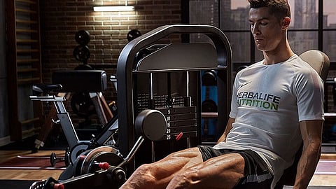 سبب جديد يجعل من رونالدو مهووس التدريبات