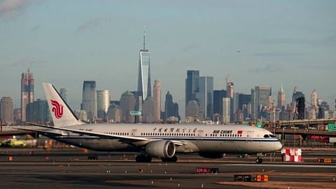 عقاب متبادل.. واشنطن تمنع رحلات الركاب الصينية