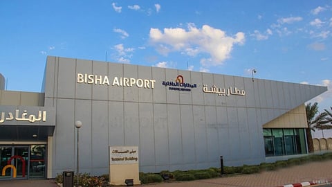 مطار بيشة يستقبل أولى الرحلات بعد استئناف الطيران الداخلي