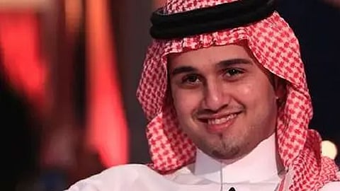 عباس إبراهيم.. نافس الكبار ومحبوه يطالبونه بالعودة للساحة الفنية