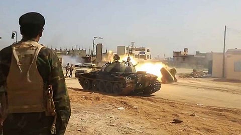 وزيرا خارجية مصر والإمارات يدينان تعريض حياة المدنيين في ليبيا للخطر