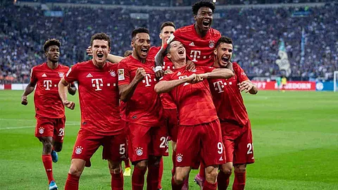 البايرن ينتظر هدية دوسلدورف للاحتفال بلقب الدوري للمرة الثامنة تواليًا