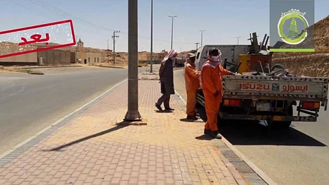 بالصور.. «أمانة الجوف» تستبدل الأرصفة المكسورة والمتهالكة في سكاكا