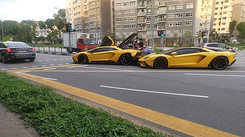 لامبورجيني أفينتادور تصطدم بـ لامبورجيني أفينتادور أخرى