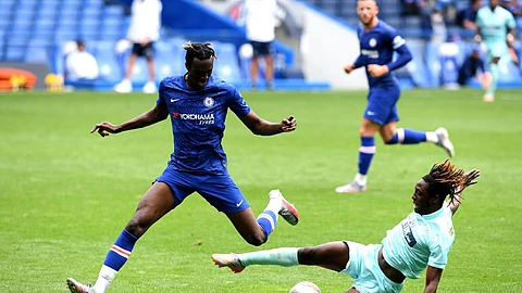 «حفلة أهداف» تجهر تشيلسي لاستئناف الدوري الإنجليزي