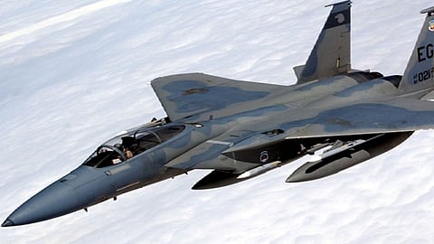 تحطم مقاتلة أمريكية على سواحل بريطانيا.. والطيار مفقود