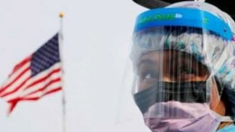 تجاوزت الـ100 ألف.. وفيات كورونا بأمريكا تتخطى ضحايا الحرب العالمية الأولى