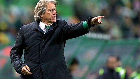 مدرب الهلال السابق يرفض الرضوخ لإغراءات مانشستر سيتي