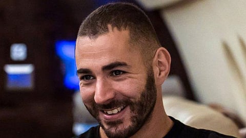 «بنزيمة» يقود الريال لسحق بلنسية ومواصلة مطاردة برشلونة المتصدر