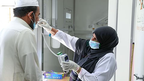 بالفيديو.. وزارة الصحة عن المخالطين لحالة «إيجابية» بكورونا: نطبق 4 خطوات