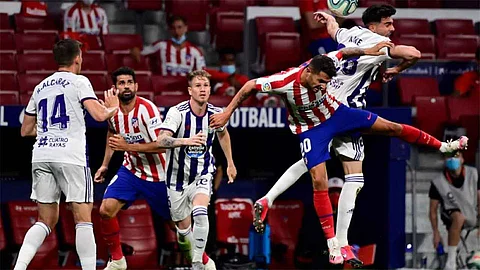 أتلتيكو مدريد يتخطَّى بلد الوليد ويقفز للمركز الثالث في «الليجا»