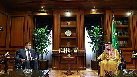 الجبير يبحث عددًا من القضايا الإقليمية والدولية مع سفير روسيا لدى المملكة