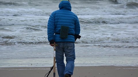 أسطورة «رجل الفينيق الخرافي» تعود على أحد شواطئ واشنطن