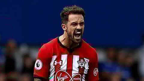 مدرب ساوثهامبتون يساند إينجس للفوز بالحذاء الذهبي