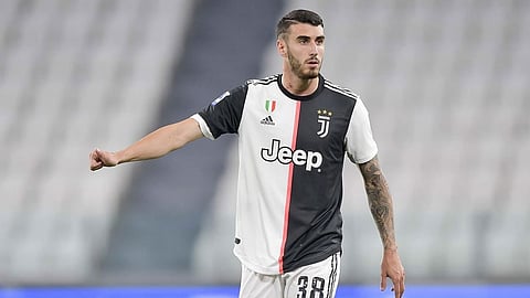 يوفنتوس يعلن رحيل لاعبه نحو صفوف أتلانتا