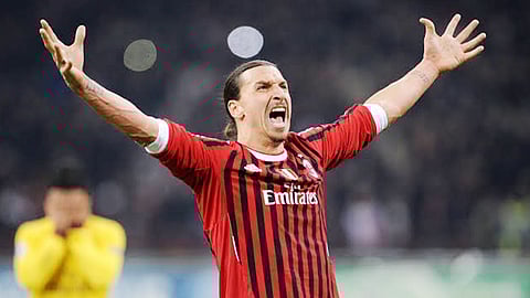 «الأسد الجائع» يدعم ميلان في سباق النقاط الـ30