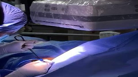 بالصور.. زراعة أول كبسولة لتنظيم ضربات قلب «مواطن ثمانيني» بالطائف