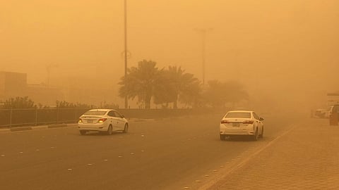 «تنبيهات الأرصاد»: رياح وأتربة بنجران.. وأمطار رعدية على جازان