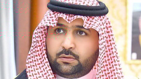 نائب أمير جازان ينقل تعازي القيادة لذوي أسرة الشهيد آل سلطان