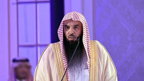 بعد إصابته بكورونا.. الشيخ علي المري: اللهم اجعلنا عند البلاء من الصابرين